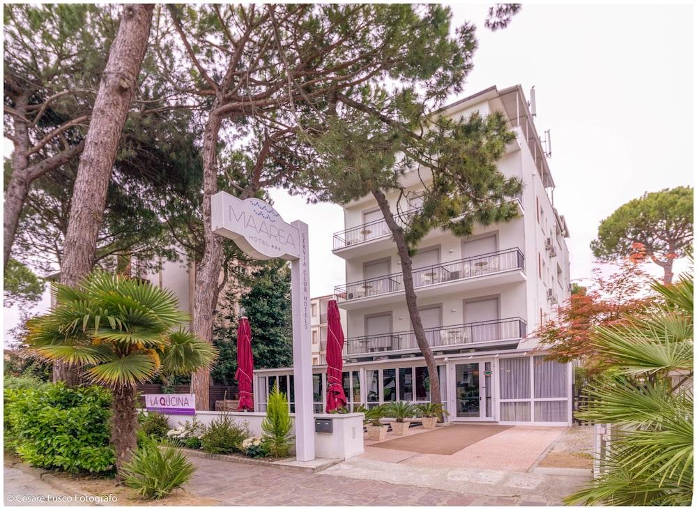 Hotel Maarea Milano Marittima Buitenkant foto