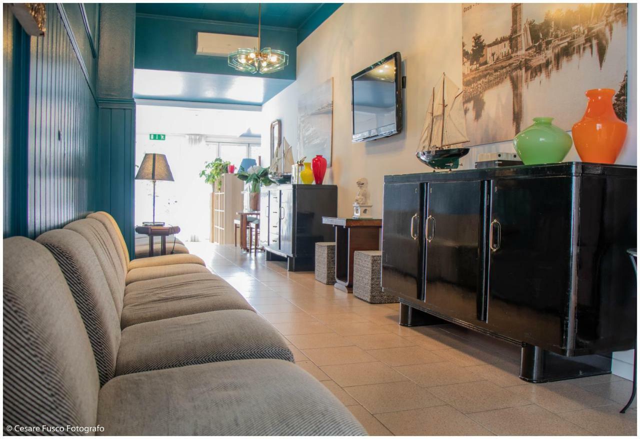 Hotel Maarea Milano Marittima Buitenkant foto